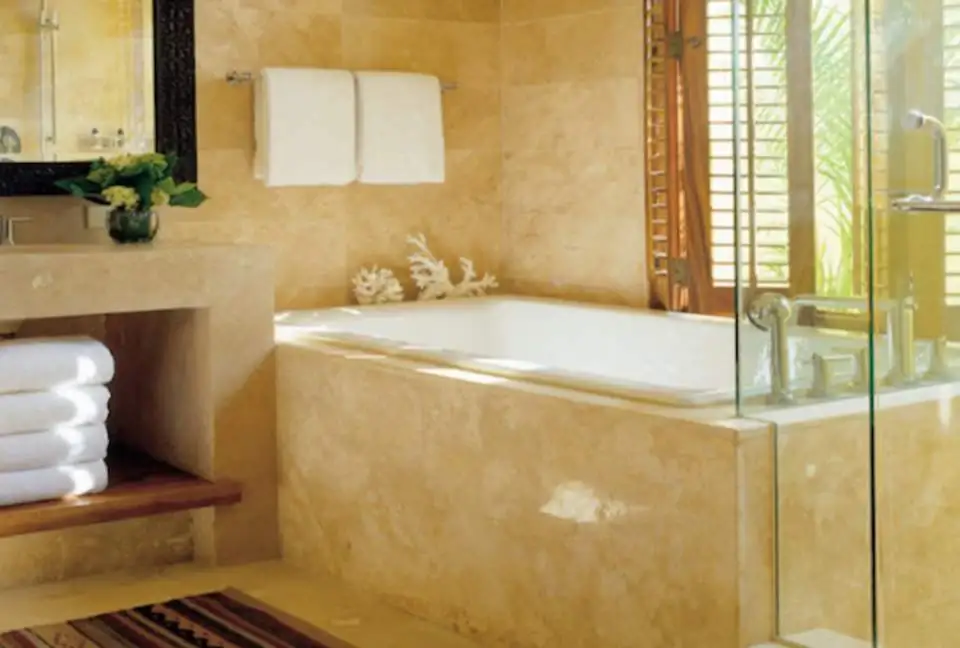 Four Seasons Residence Club, property photograph 6