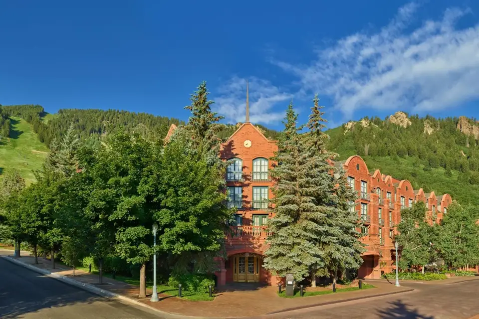 St. Regis Residence Club, St. Regis Residence Club Aspen: resort exterior