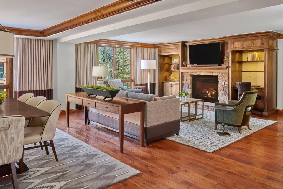 St. Regis Residence Club, Three-bedroom residence: living room