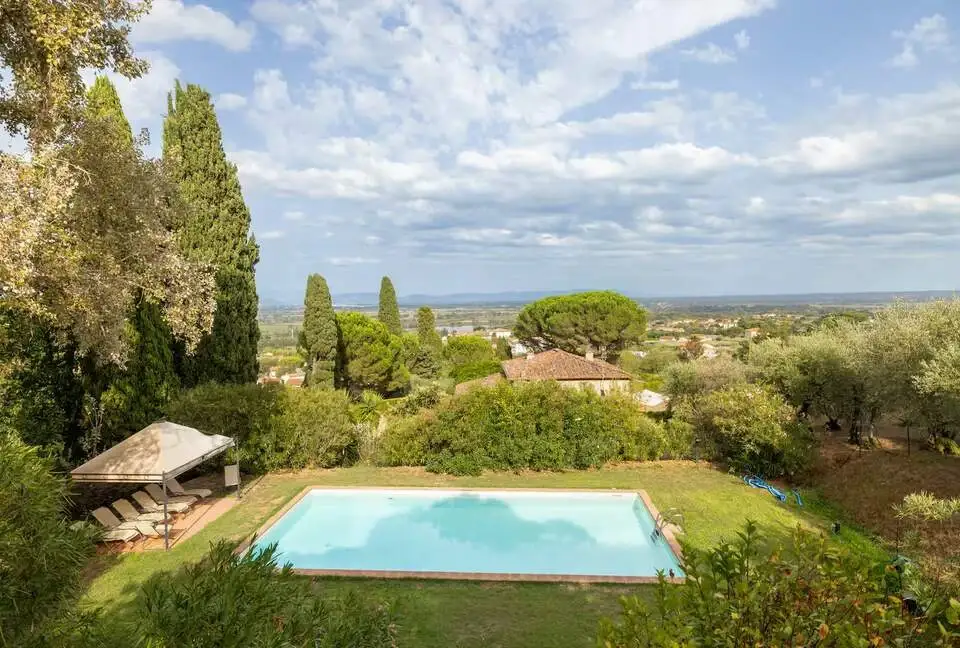 The Tuscan Heritage Villa, property photograph 2