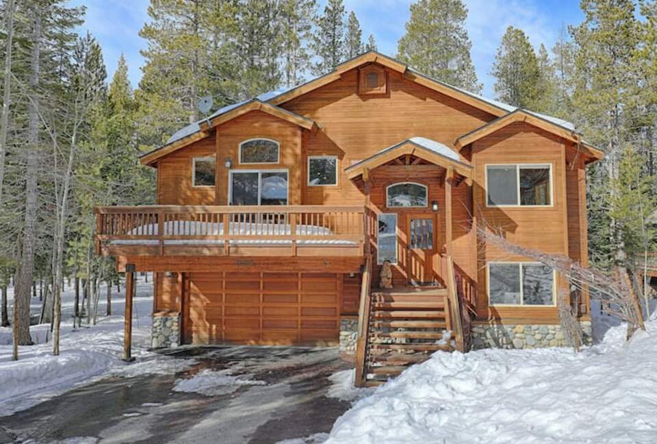 Tahoe Donner Luxury, Truckee, California, United States
