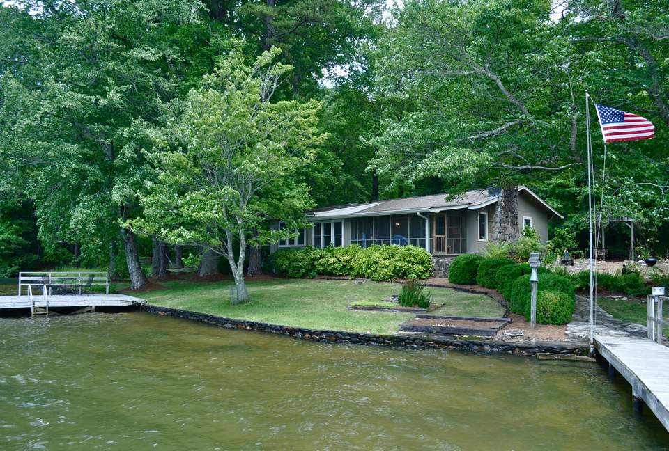 Lake Burton Hideaway, Clarksville, Georgia, United States