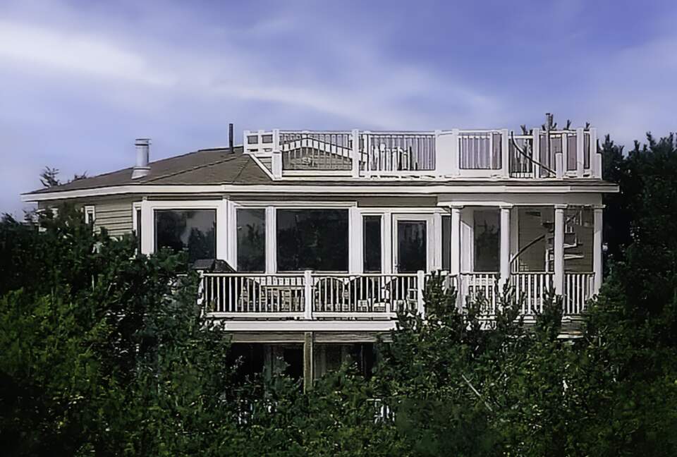 Dreamy Barnegat Light Oceanfront Shore Beach House, Barnegat Light, New Jersey, United States