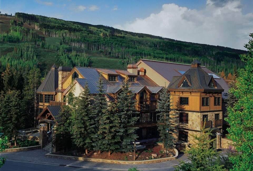 Three Bedroom Slopeside Gravity Haus Vail, Vail, Colorado, United States