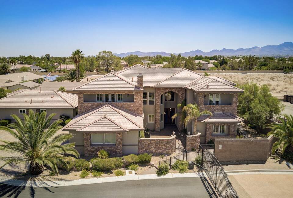 Las Vegas Mini Castle #3 (Full House), Las Vegas, Nevada, United States