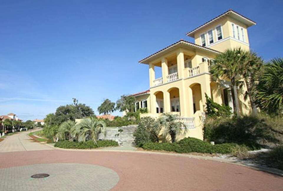 Magnificent Chateau Cheri - 60 Steps to the Beach!, Miramar Beach, Florida, United States