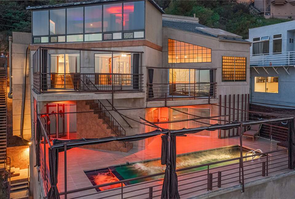 Hollywood Hills Art House, Los Angeles, California, United States