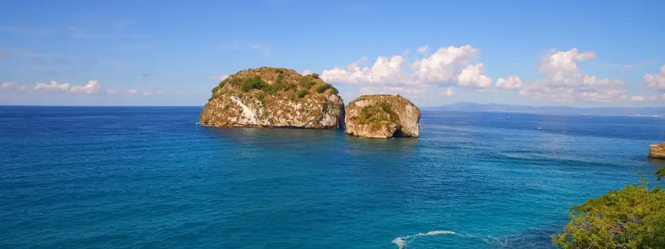 The Los Arcos rock formations off Puerto Vallarta
